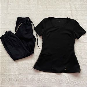 Jaanuu Black Scrub Set